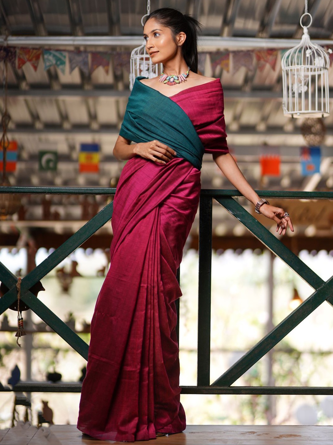 

arunima weaves Colourblocked Saree, Pink