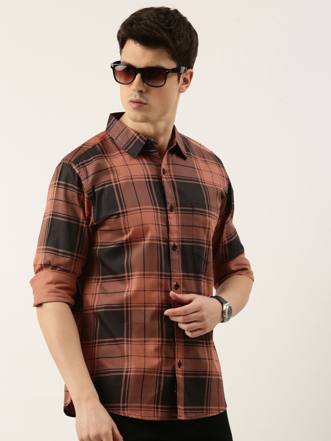 

Metronaut Men Spread Collar Tartan Checked Cotton Casual Shirt, Brown