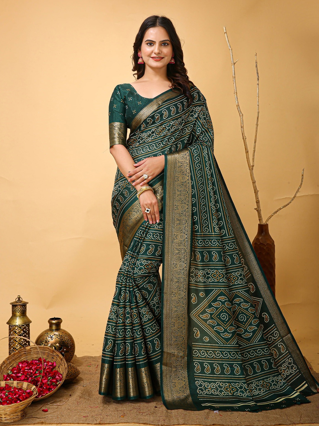 

HI FI NX Bandhani Kanjeevaram Saree, Green