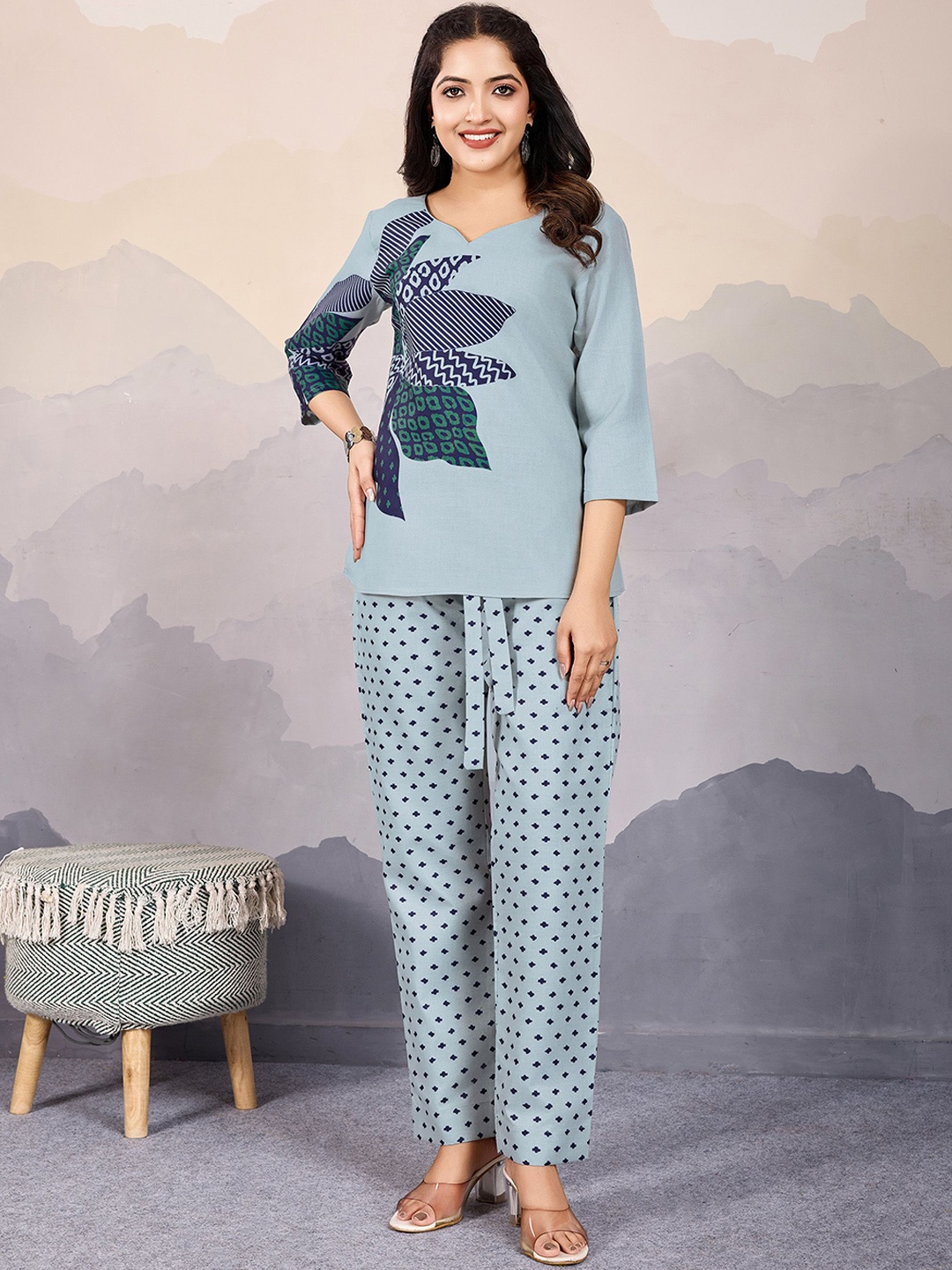 

MOJILAA Floral Printed V-Neck Tunic With Trousers, Grey