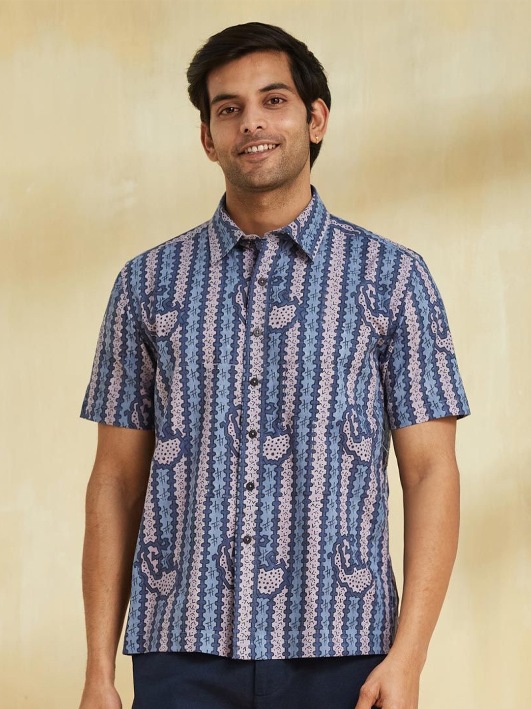 

Fabindia Men Spread Collar Vertical Striped Cotton Casual Shirt, Blue