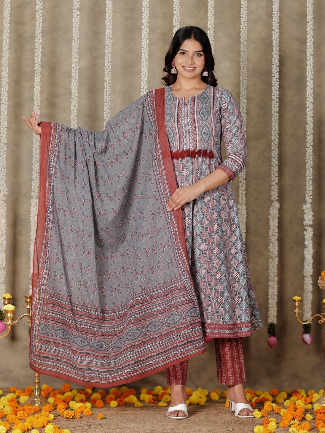 

Aramya Geometric Printed Panelled Pure Cotton A-Line Kurta With Trousers & Dupatta, Grey