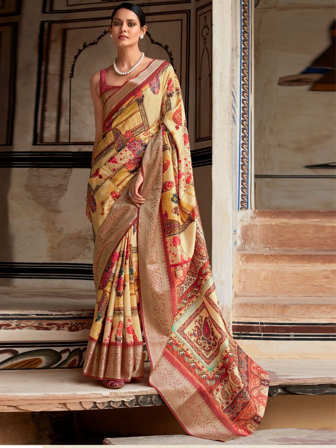 

LeeliPeeri Designer Ethnic Motifs Printed Zari Saree, Yellow