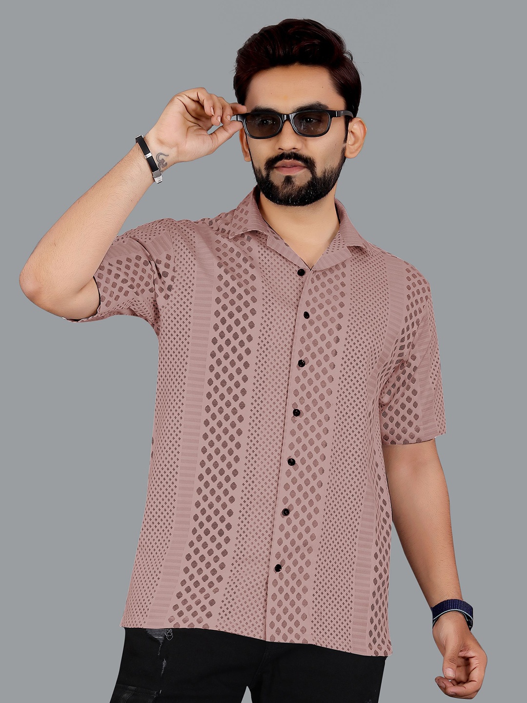 

INDICLUB Men Relaxed Fit Cuban Collar Textured Casual Shirt, Brown