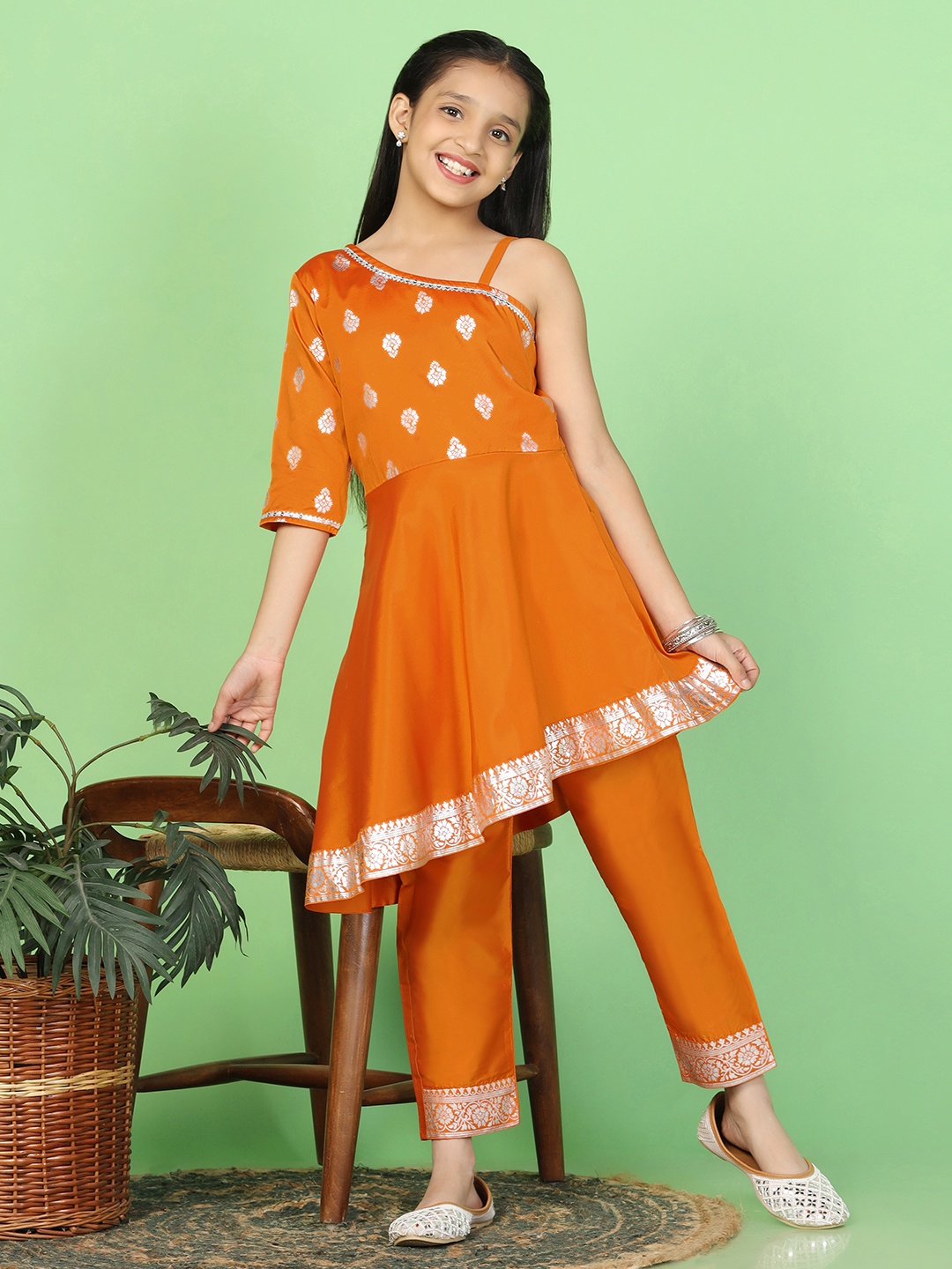 

Sangria Girls Orange Floral Printed Empire One Shoulder A-Line Kurta With Trousers