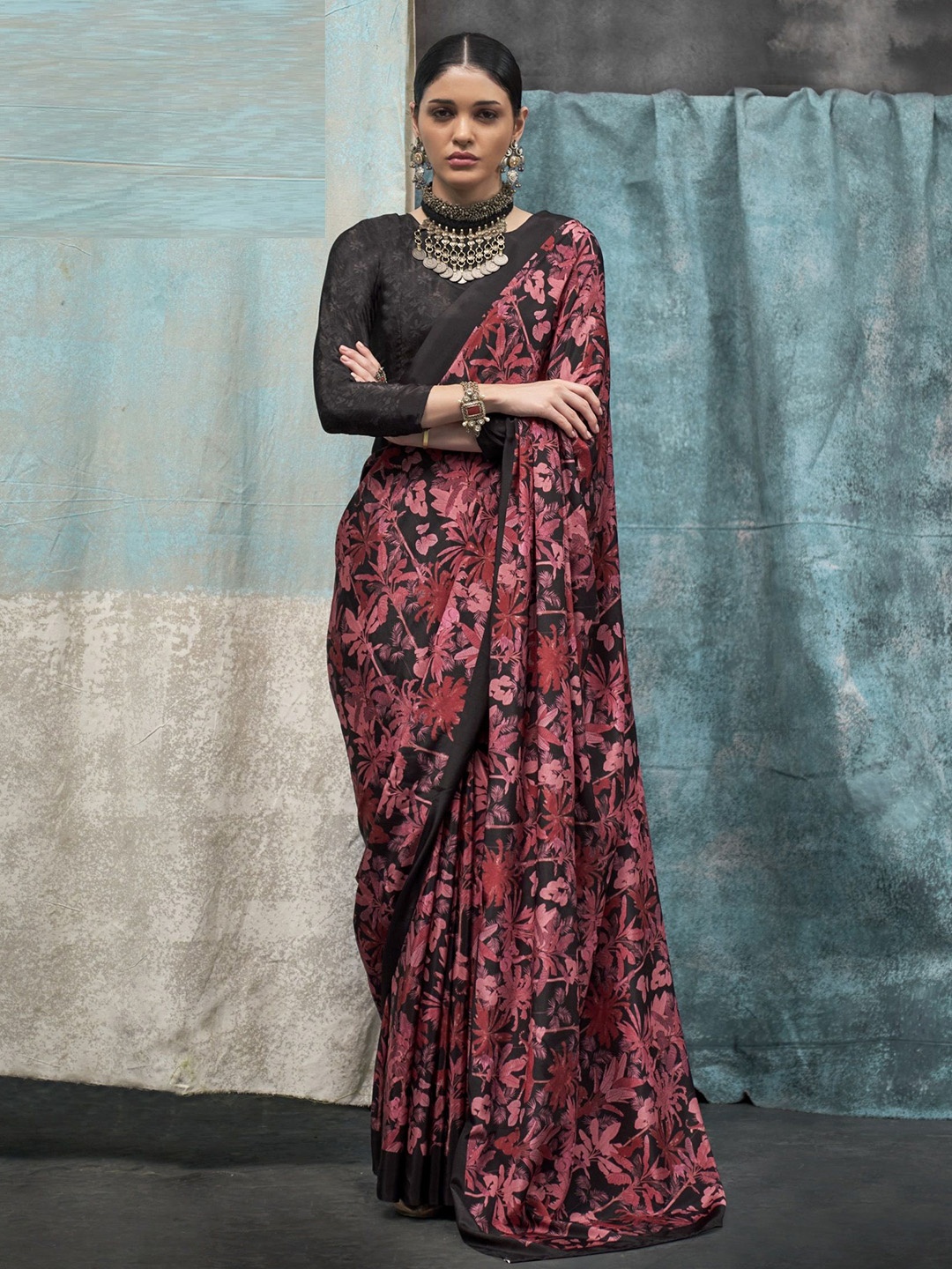 

MAHALASA Women Floral Printed Saree, Brown