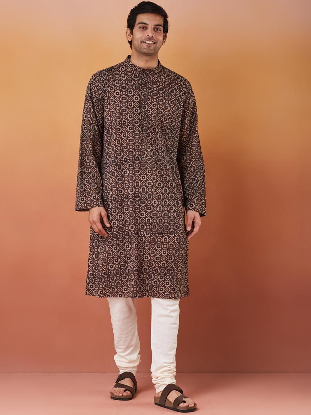 

Fabindia Geometric Ajrakh Printed Band Collar Cotton Straight Kurta, Blue