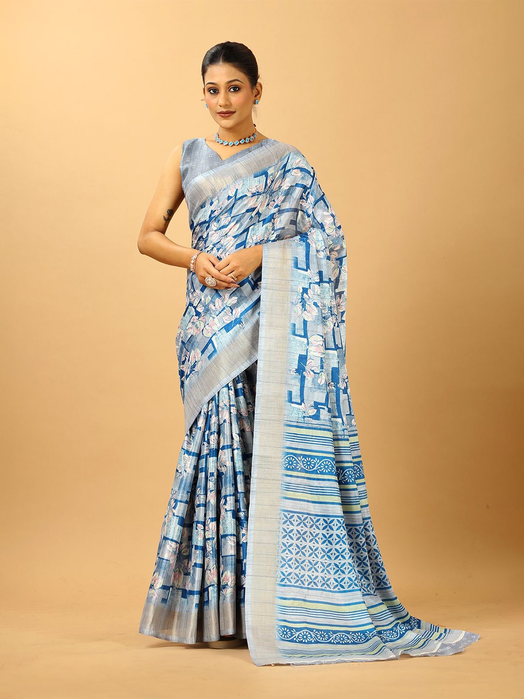 

A.V.M. SILK MILLS Floral Printed Zari Saree, Blue