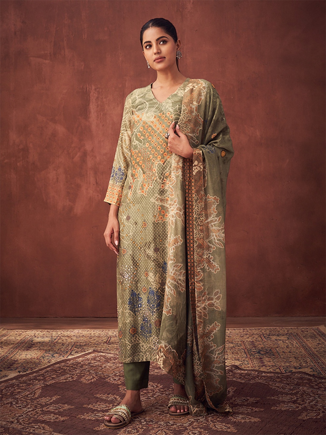 

SAUNDH Floral Printed Miraya Unstitched Dress Material, Green