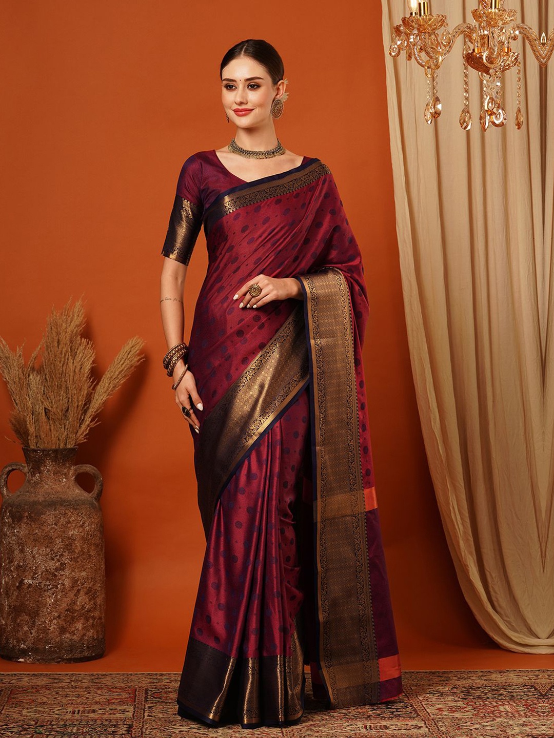 

DIVASTRI Embellished Zari Pure Silk Mysore Silk Saree, Red