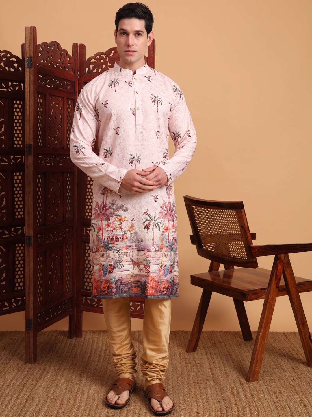 

House of Pataudi Killer3 Ethnic Motifs Printed with Embroidered Mandarin Collar Kurta, Pink