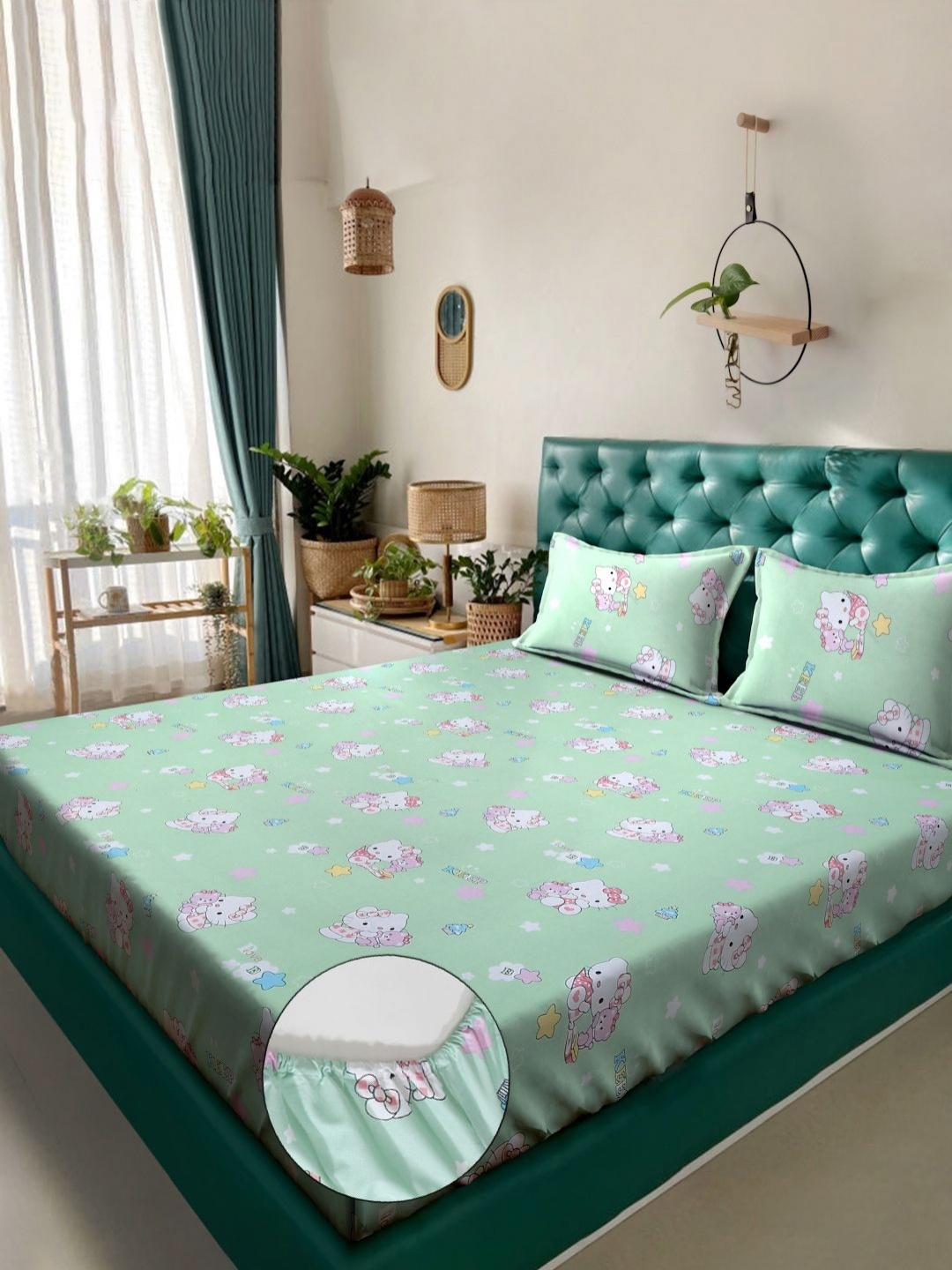 

KLOTTHE Green & White Printed Flat 400TC Pure Cotton King Bedsheet With 2 Pillow Covers