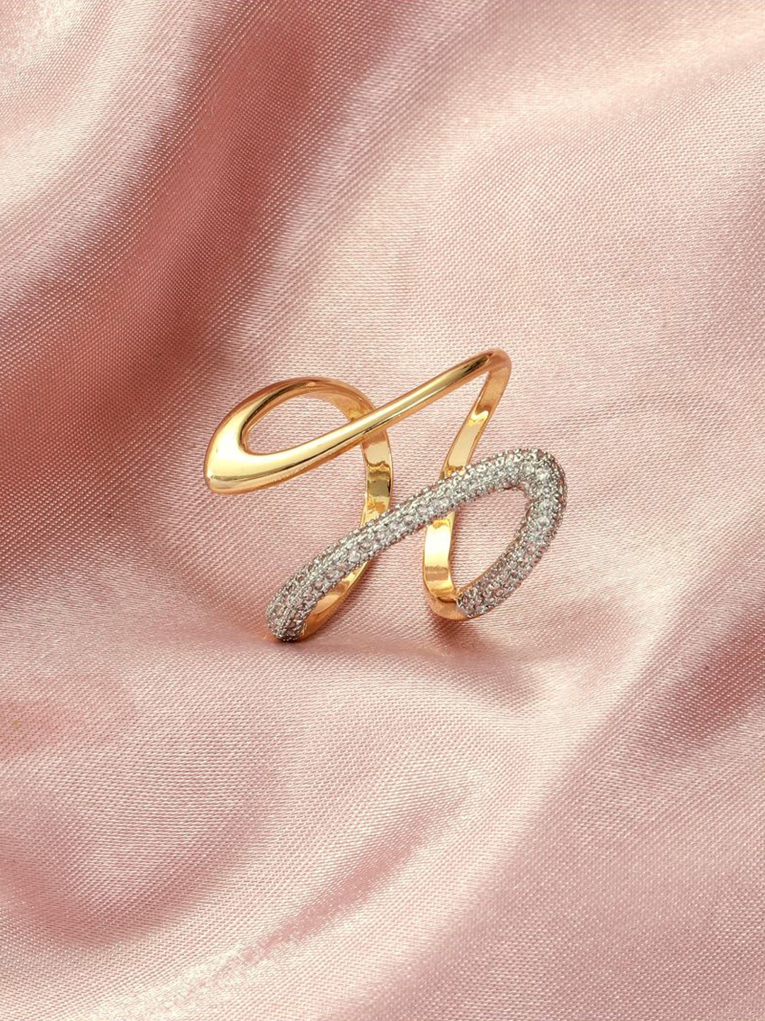 

SALTY Serpentine Elegance Finger Ring, Gold