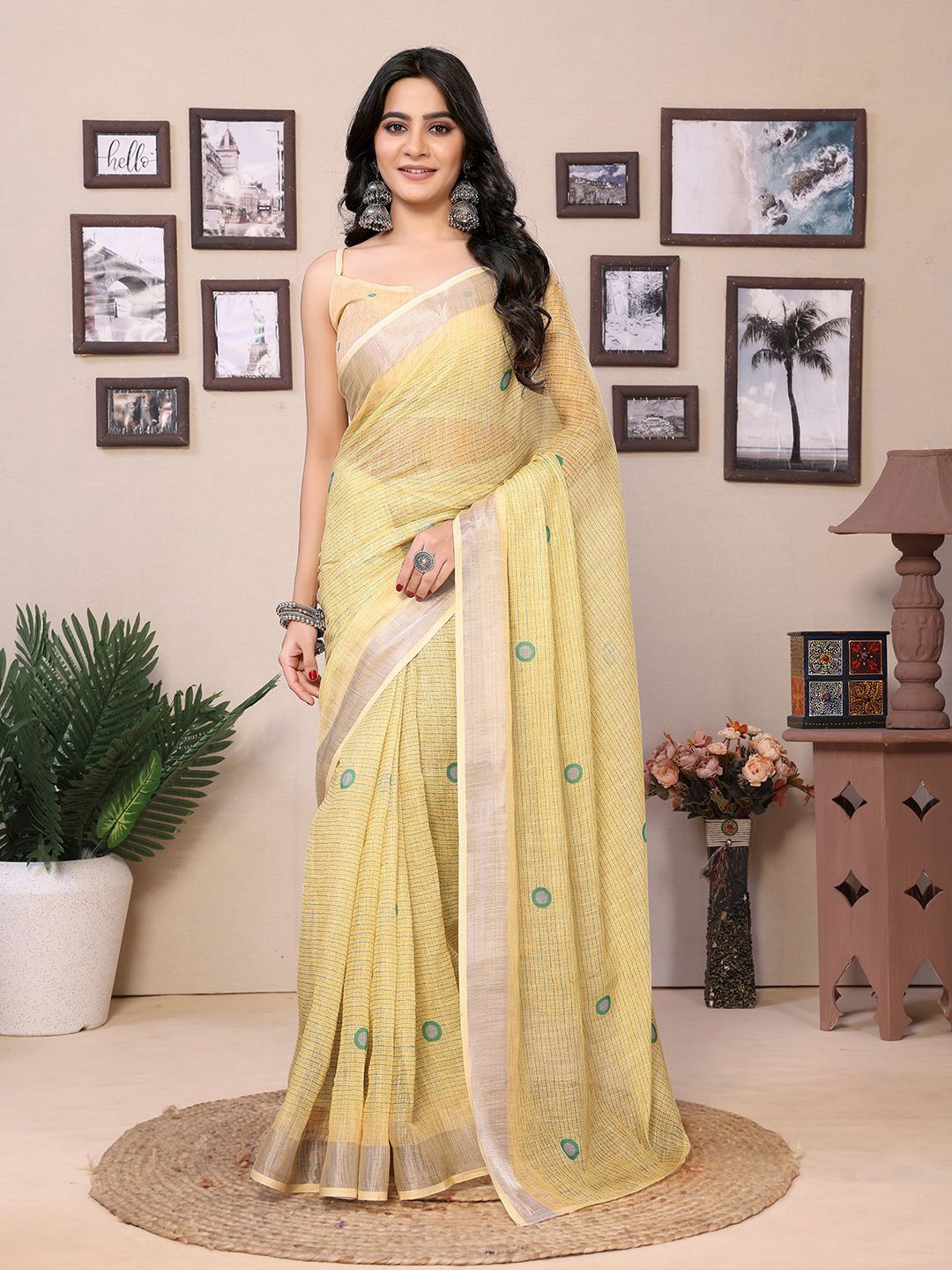 

DIVASTRI Striped Ready Wear Saree, Yellow