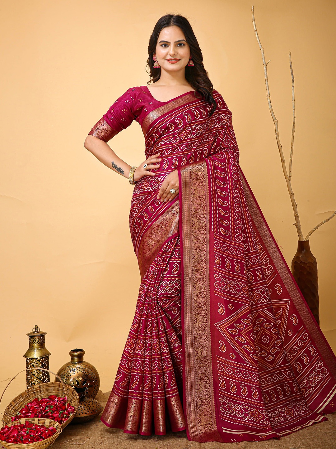 

HI FI NX Bandhani Zari Kanjeevaram Saree, Pink