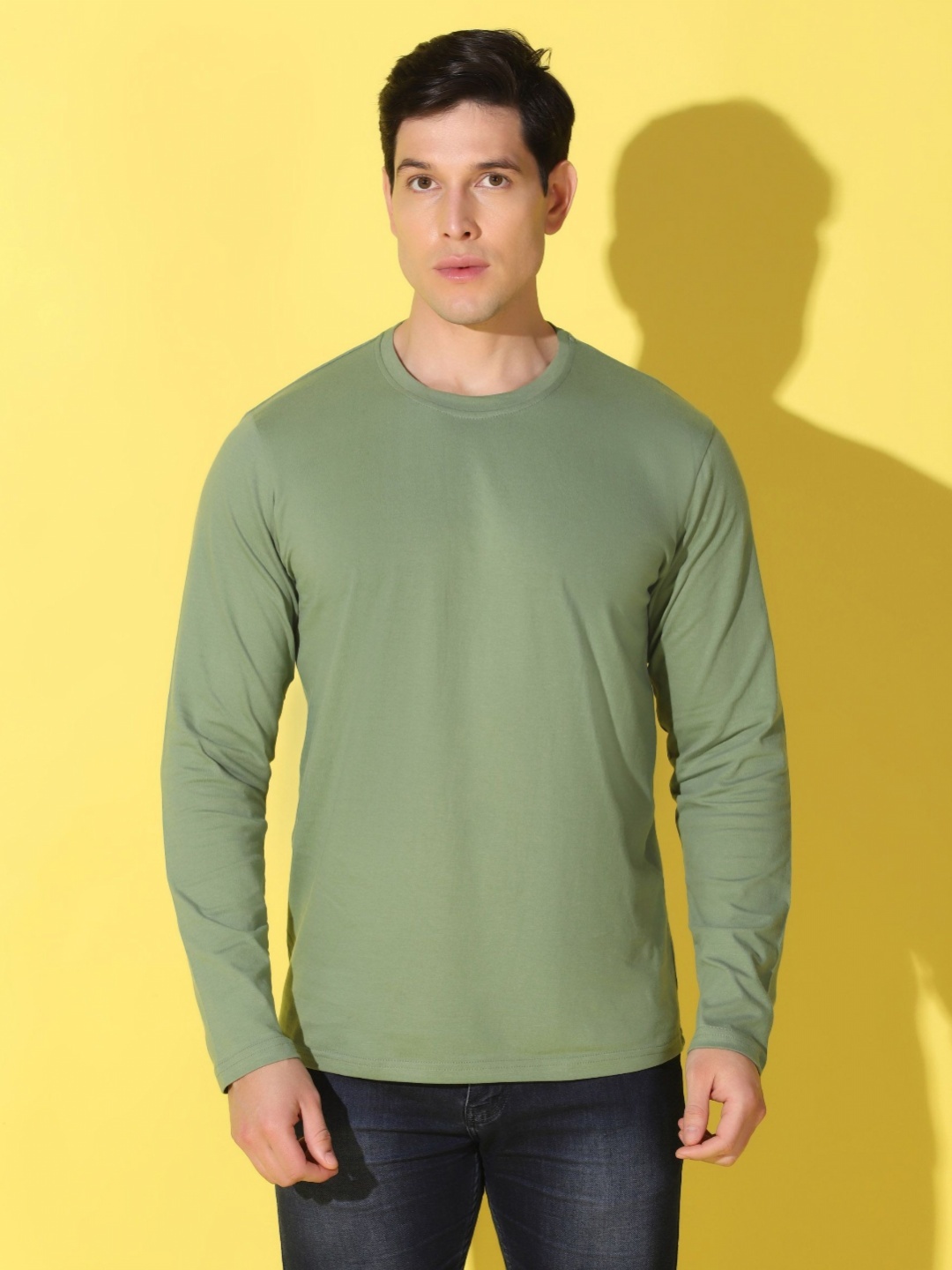 

WOOSTRO Men Solid Round Neck Cotton Slim Fit T-shirt, Green