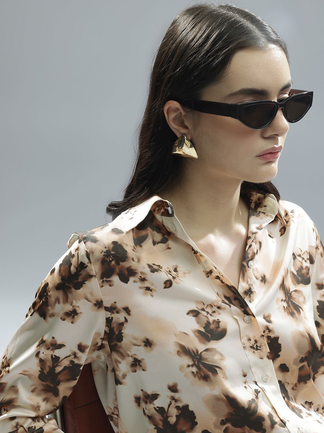 

H&M Dark Floral Printed Shirt, Brown