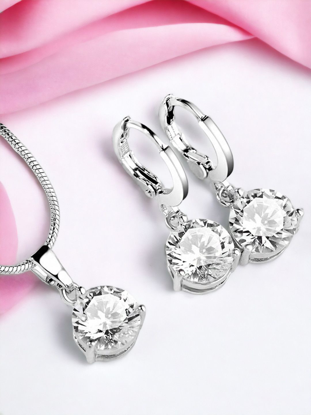 

OOMPH Cubic Zirconia Studded Round Solitaire Jewellery Set, Silver
