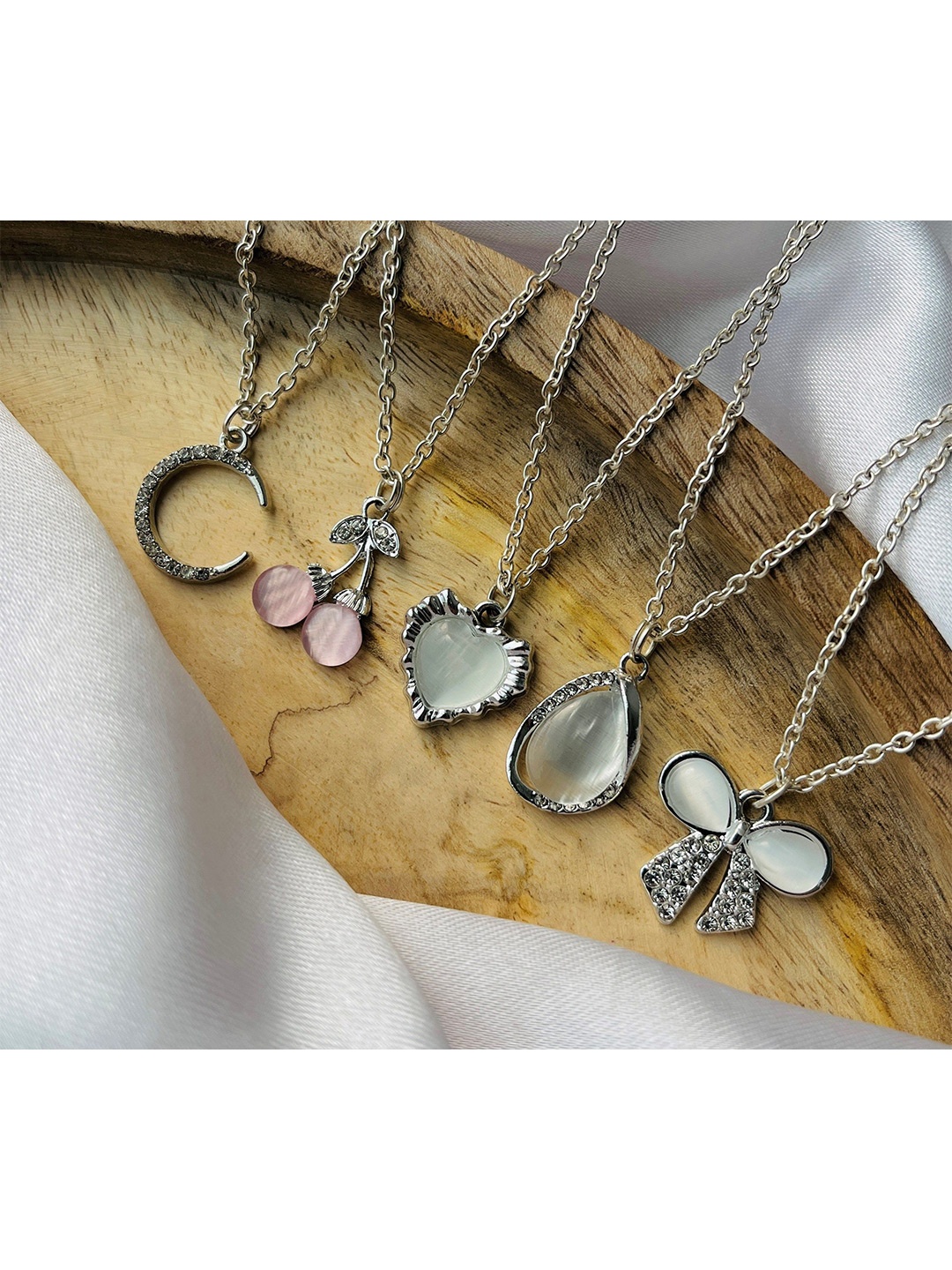 

Jewelsbysirani Set Of 5 Silver-Plated Pendants With Chains