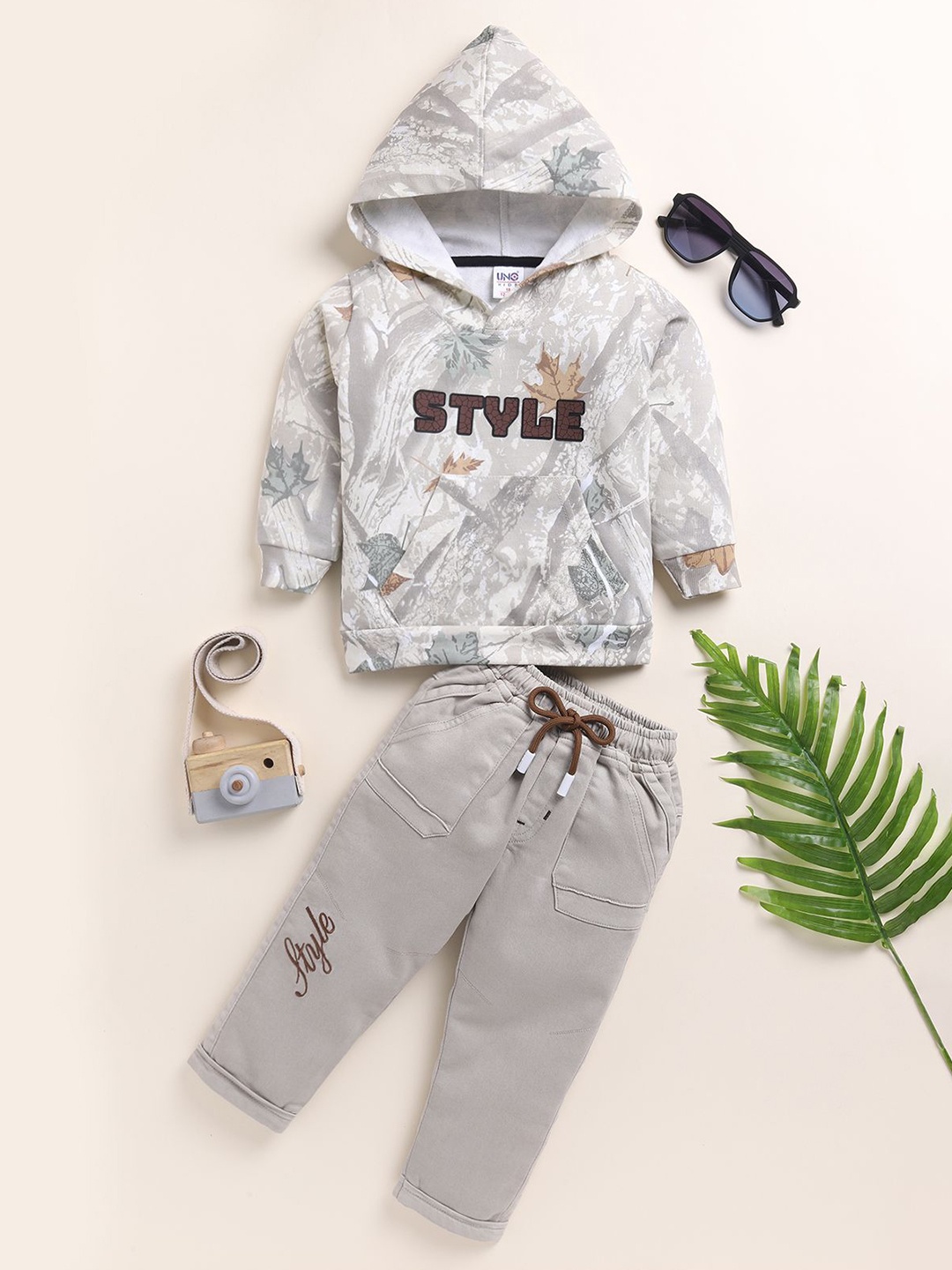 

Annie Boys Floral Printed Pure Cotton Sweatshirt With Trouser, Beige