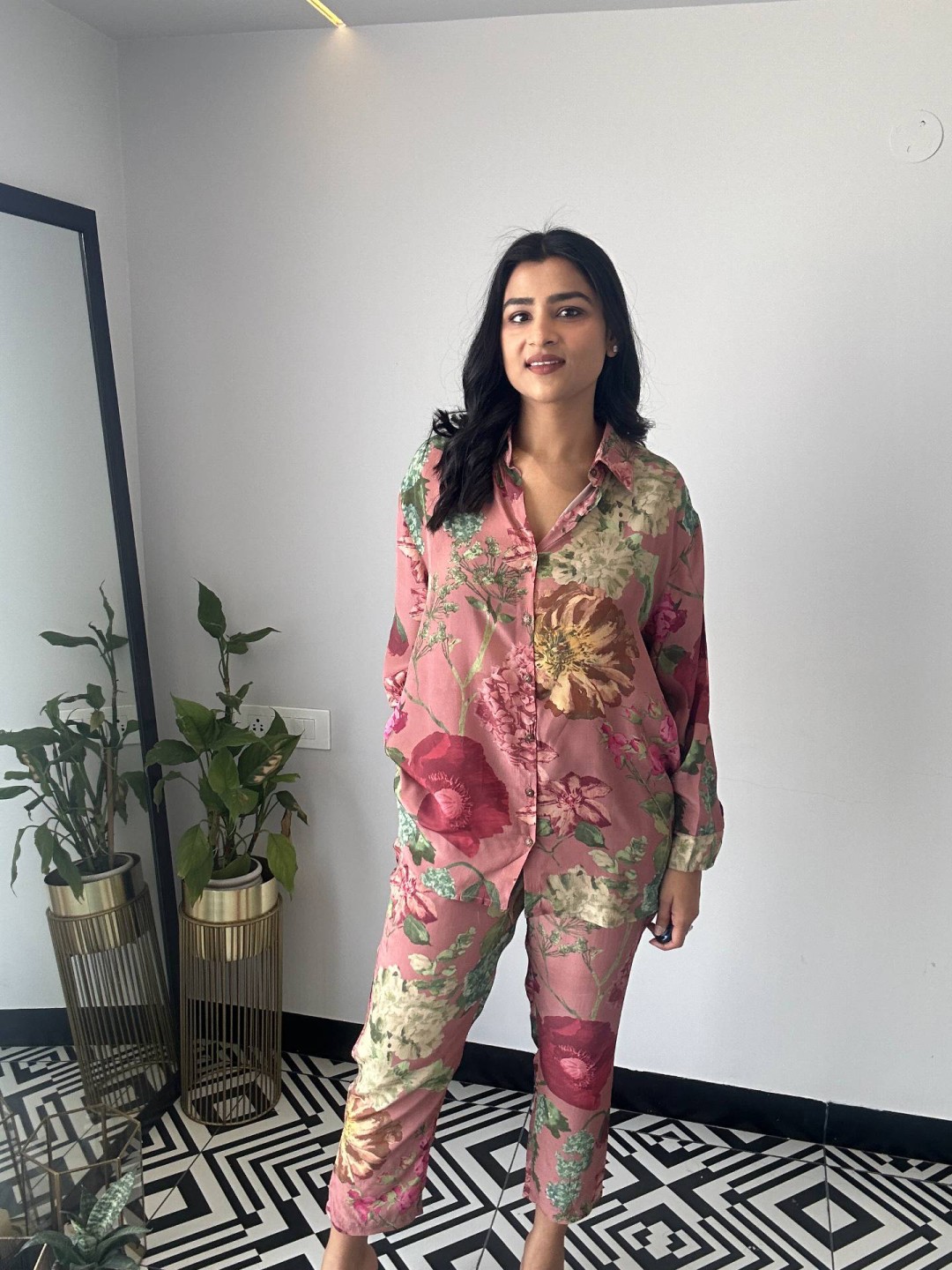 

LookMark Floral Printed Shirt With Trousers, Pink