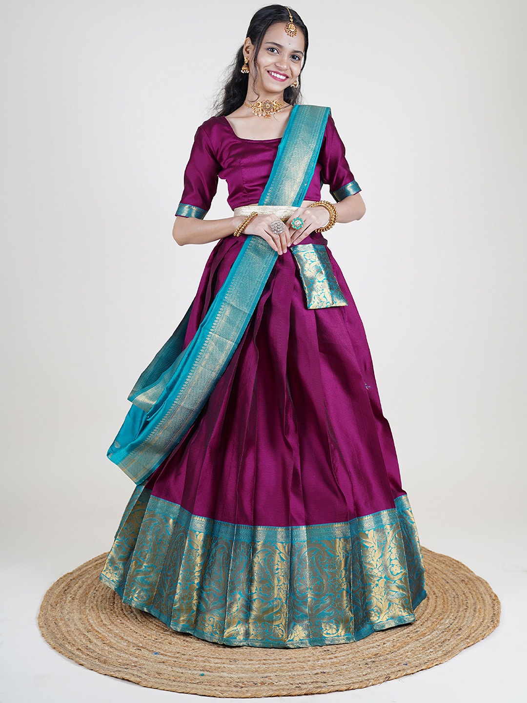 

MAGMINA Unstitched Woven Design Lehenga With Blouse & Dupatta, Purple