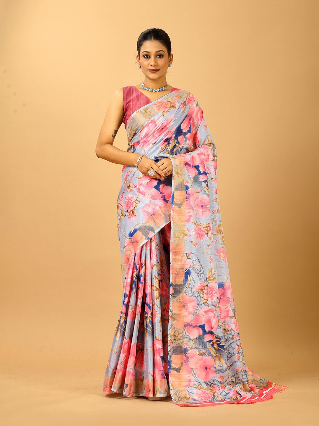 

A.V.M. SILK MILLS Floral Printed Saree, Pink