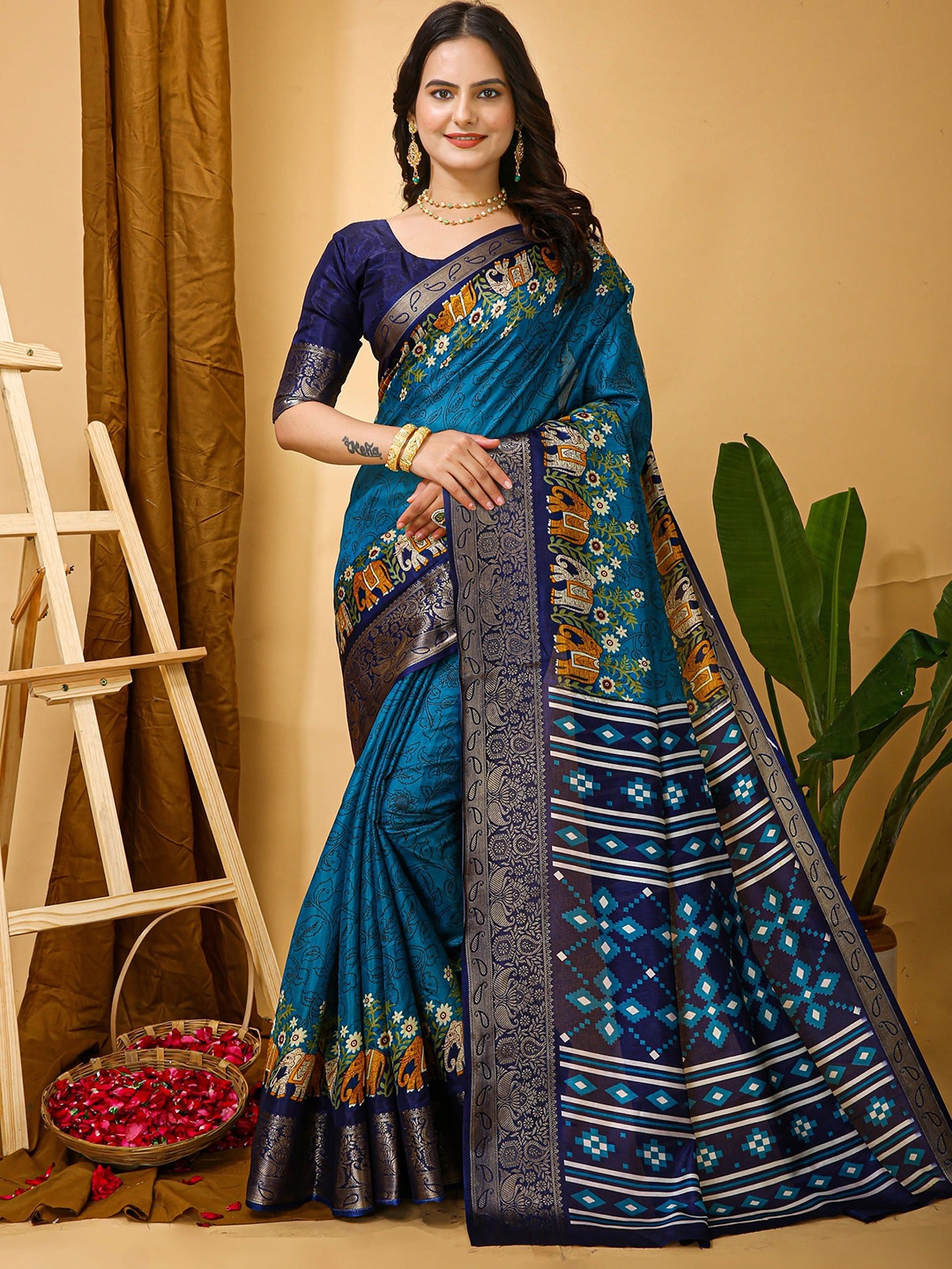 

HI FI NX Kalamkari Zari Kanjeevaram Saree, Blue
