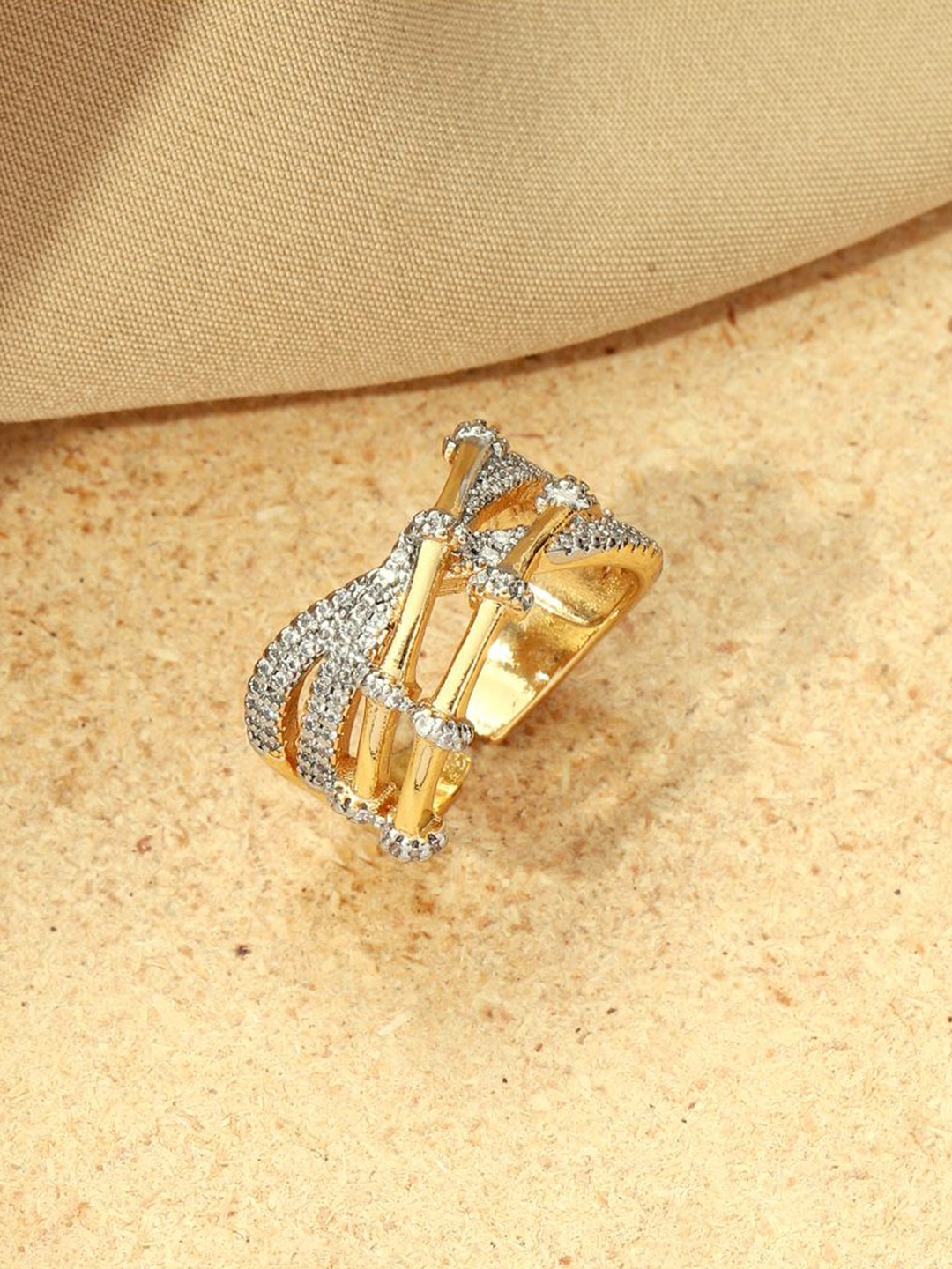 

SALTY Irya Diamond Finger Ring, Gold