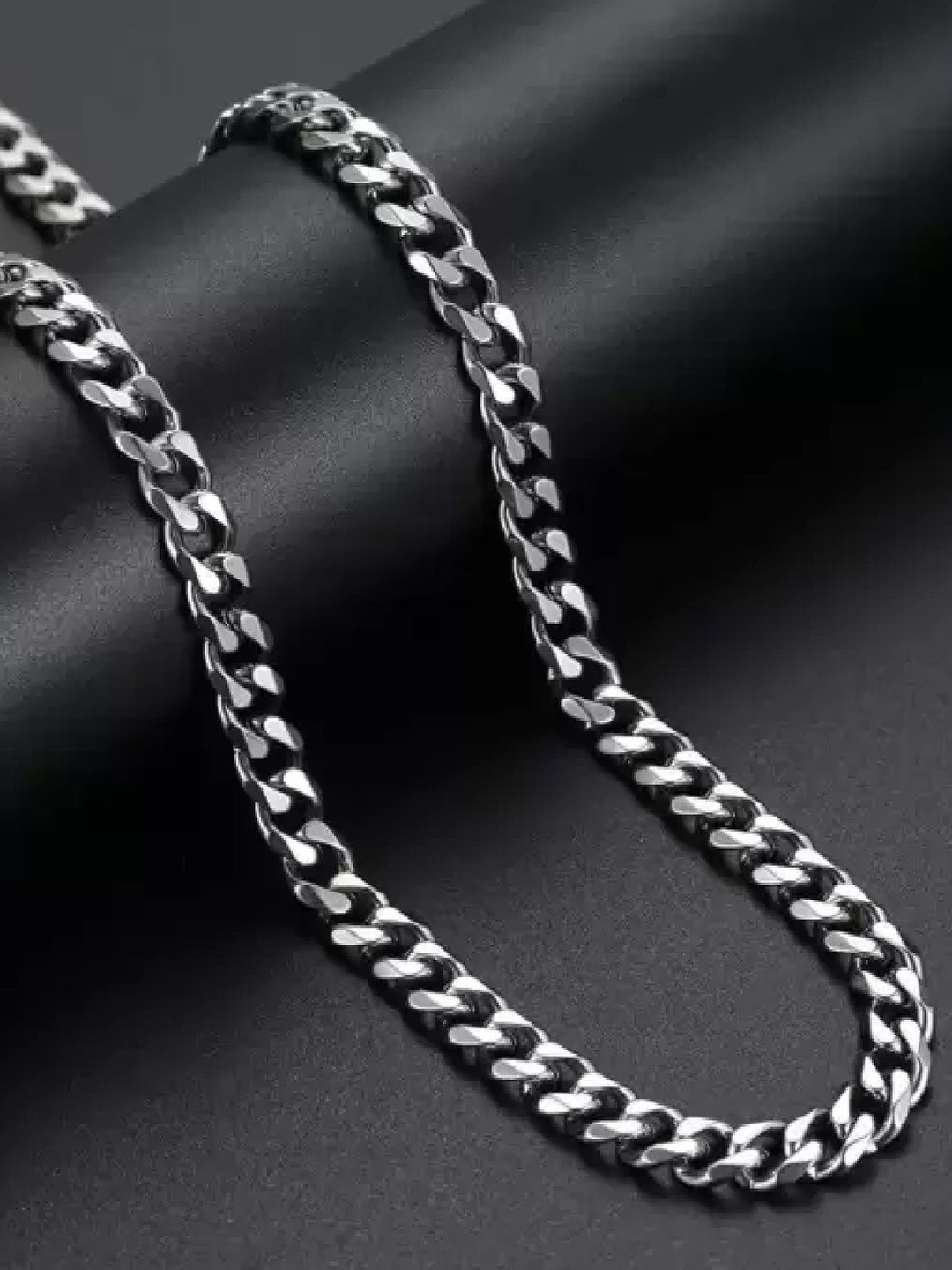 

RUHI COLLECTION Unisex Silver-Plated Minimal Chain