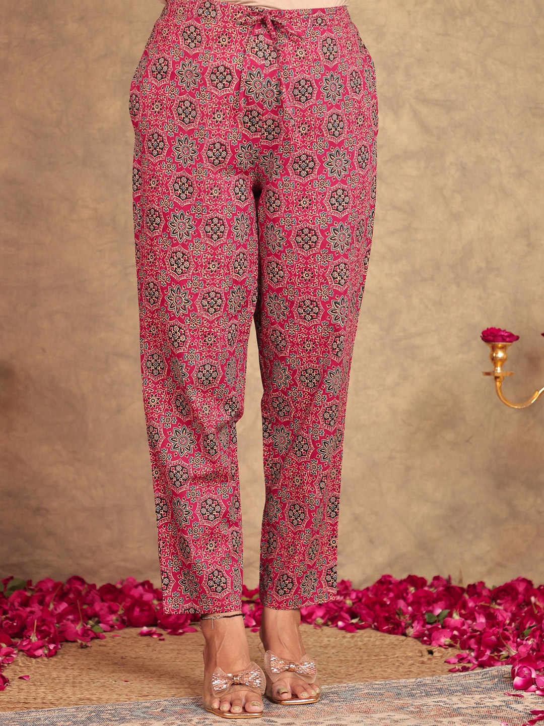 

Aramya Women Printed Ethnic Palazzos, Pink