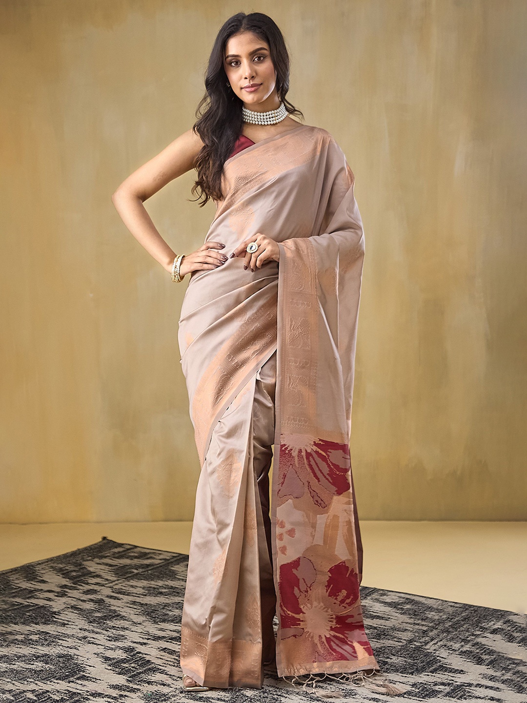 

RACHNA Woven Design Ready to Wear Banarasi Saree, Beige