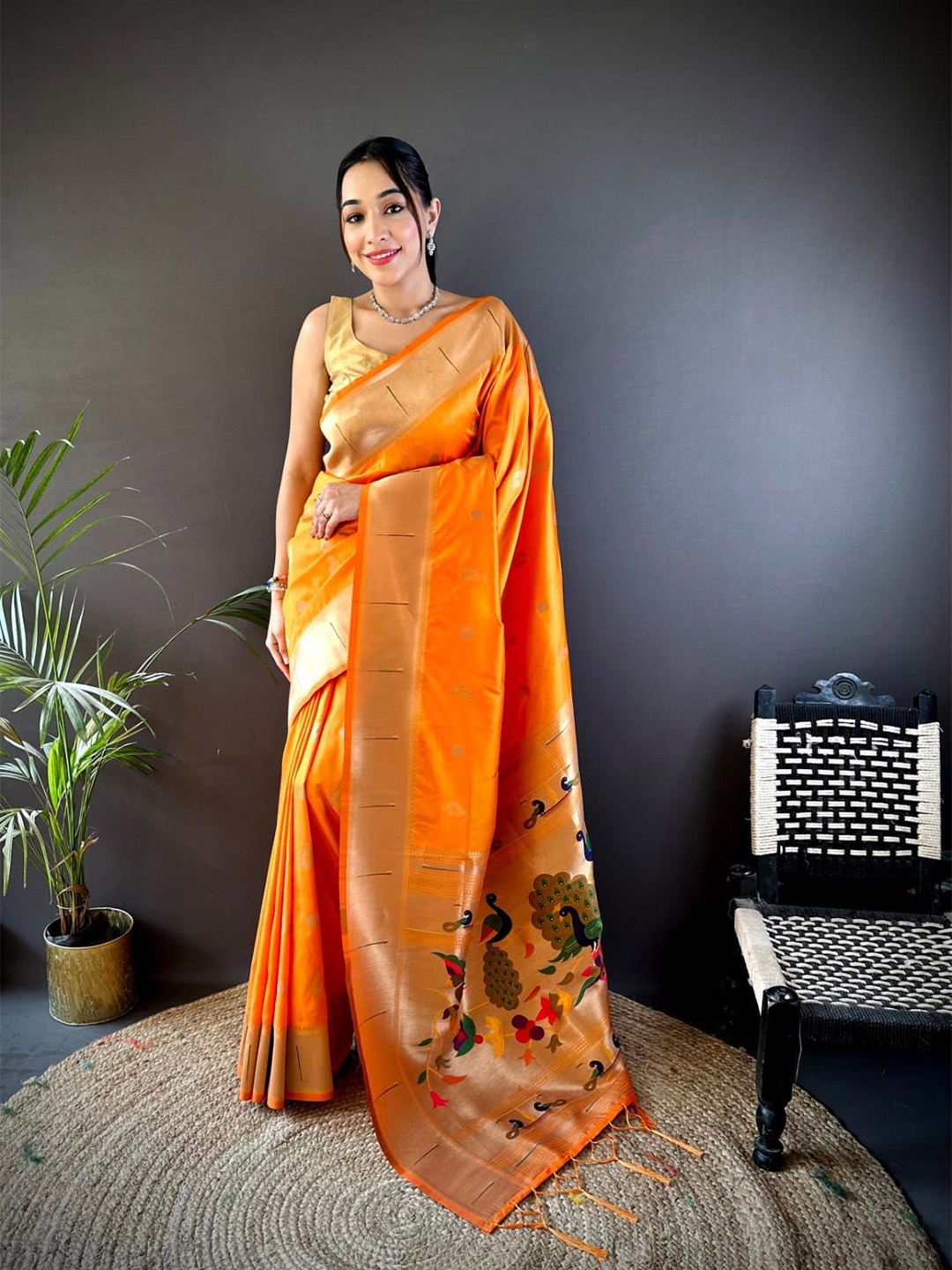 

HEER FASHION Woven Design Zari Silk Blend Designer Paithani Saree, Orange