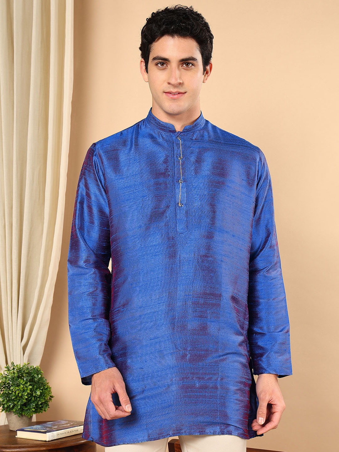 

TATTVA Mandarin Collar Thread Work Pure Silk Straight Short Kurta, Blue
