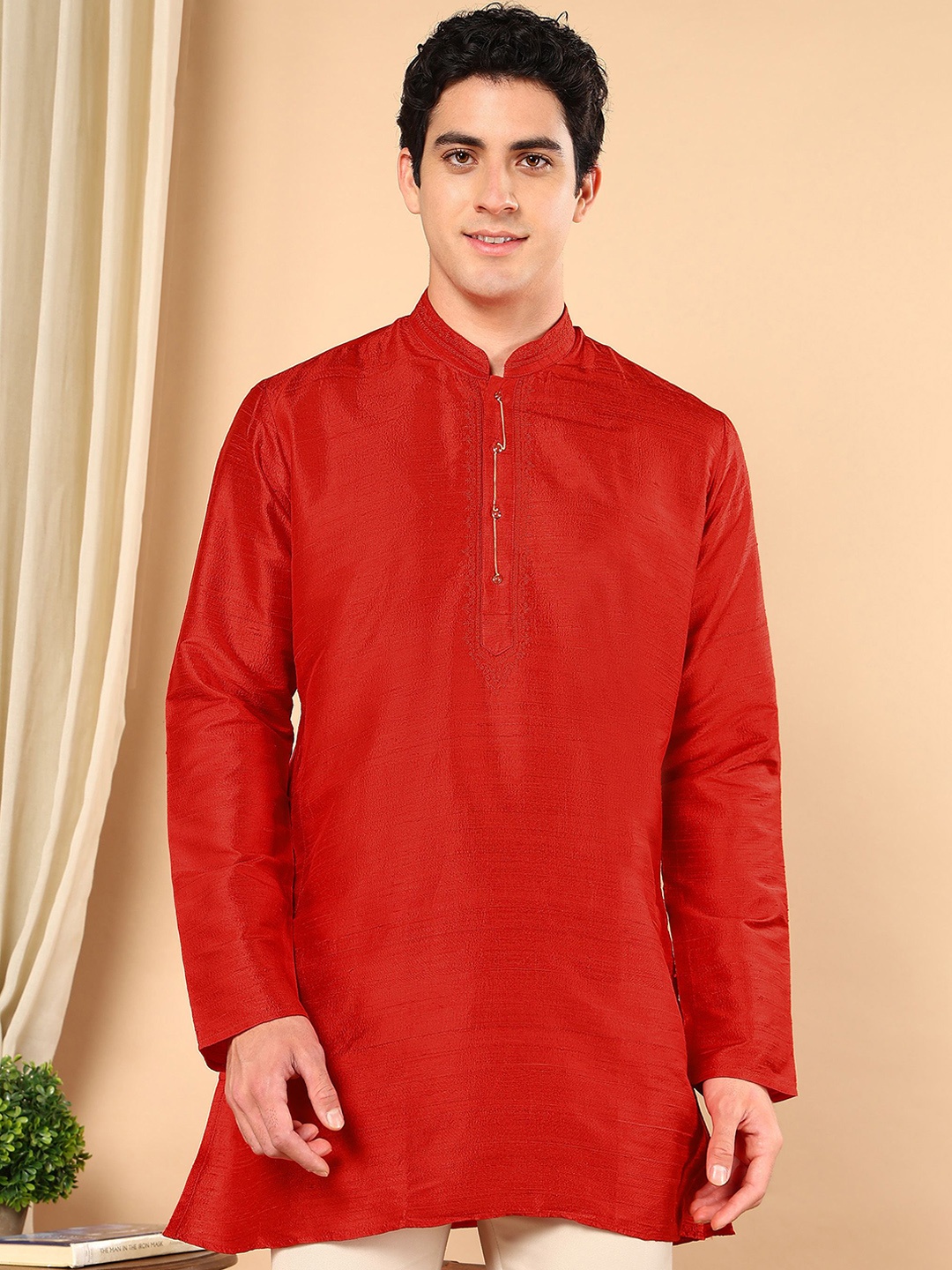 

TATTVA Mandarin Collar Thread Work Pure Silk Straight Short Kurta, Red