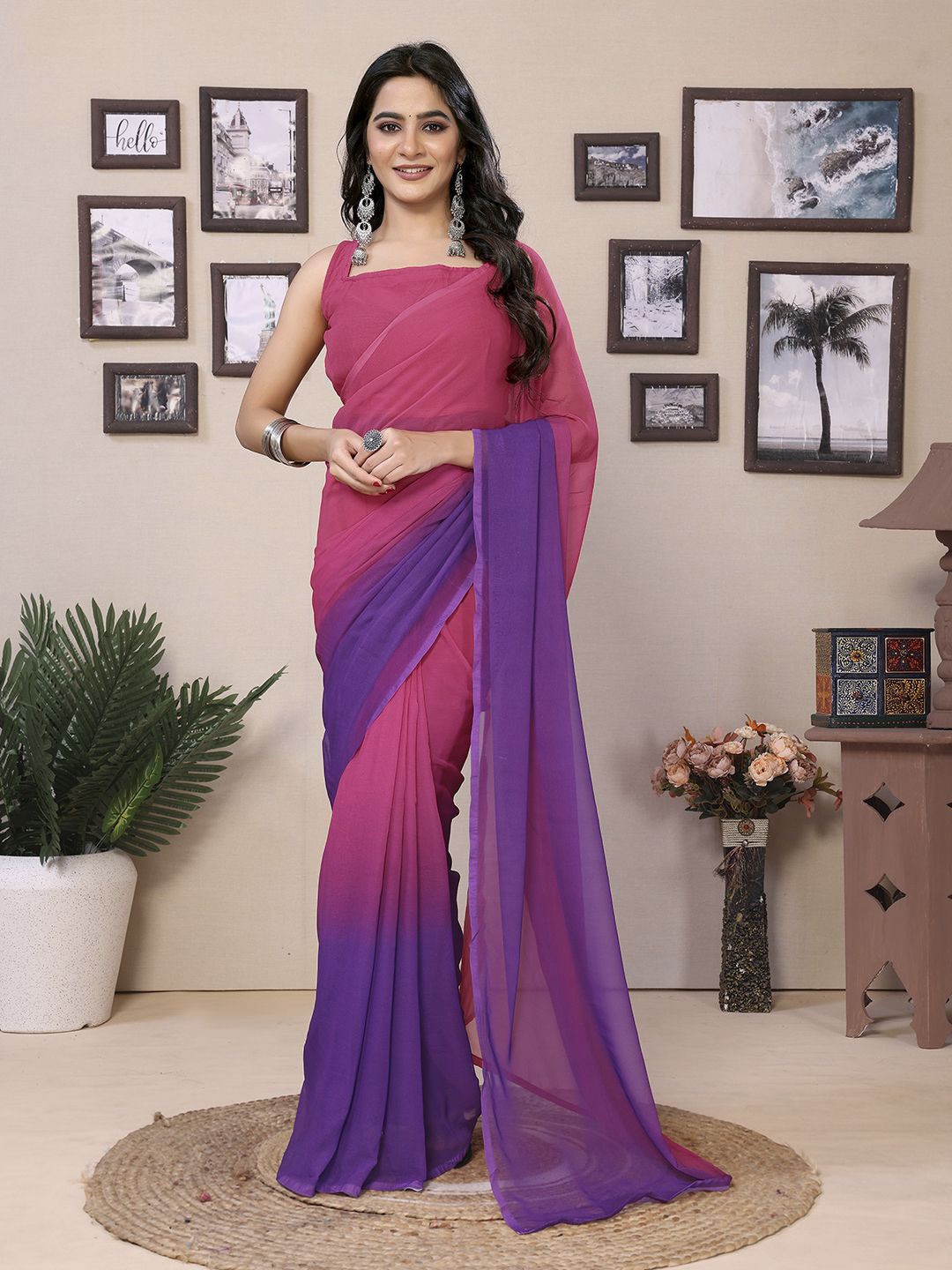 

DIVASTRI Ombre Poly Georgette Ready to Wear Saree, Pink