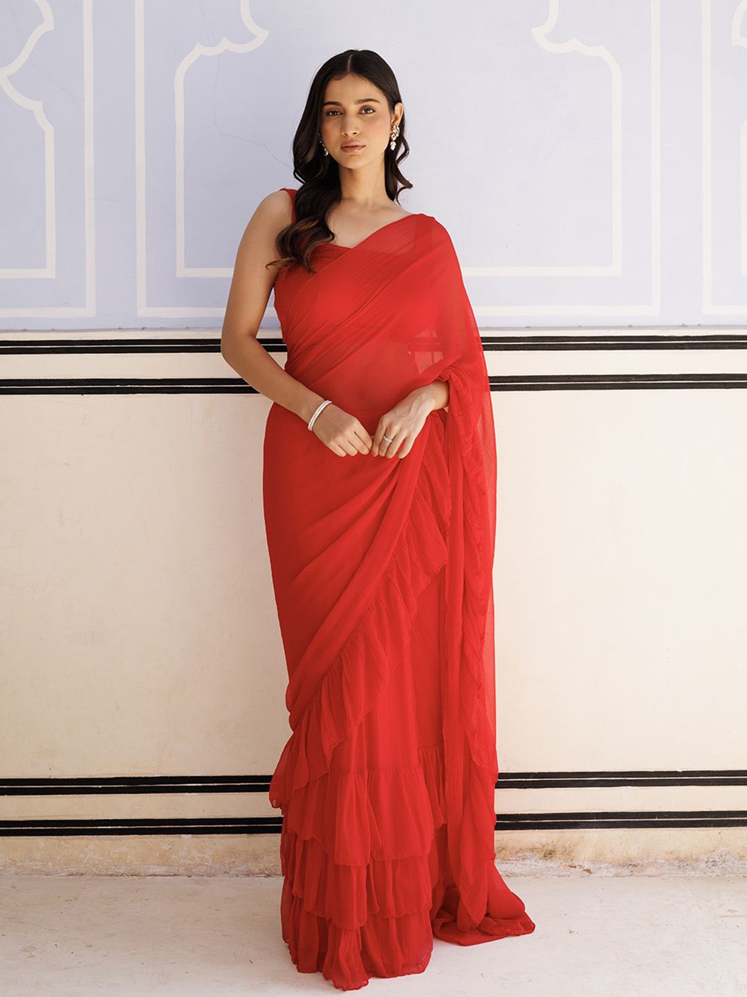 

Geroo Luxe Pure Chiffon Ready to Wear Saree, Red