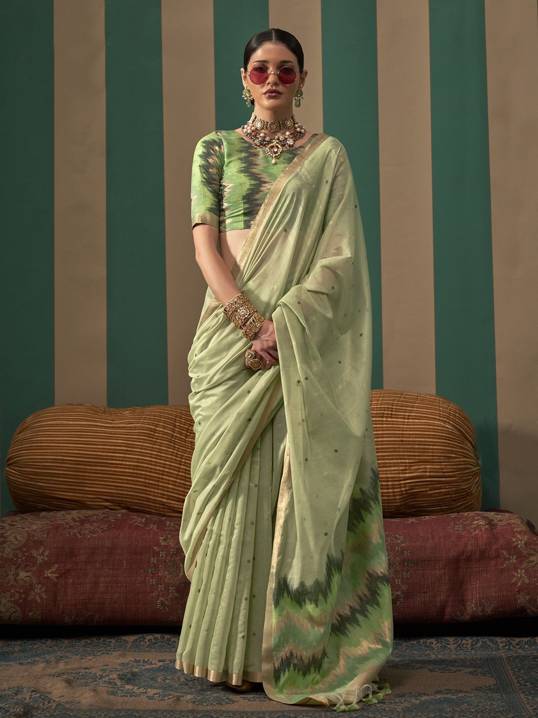 

MAHALASA Women Woven Design Zari Saree, Green