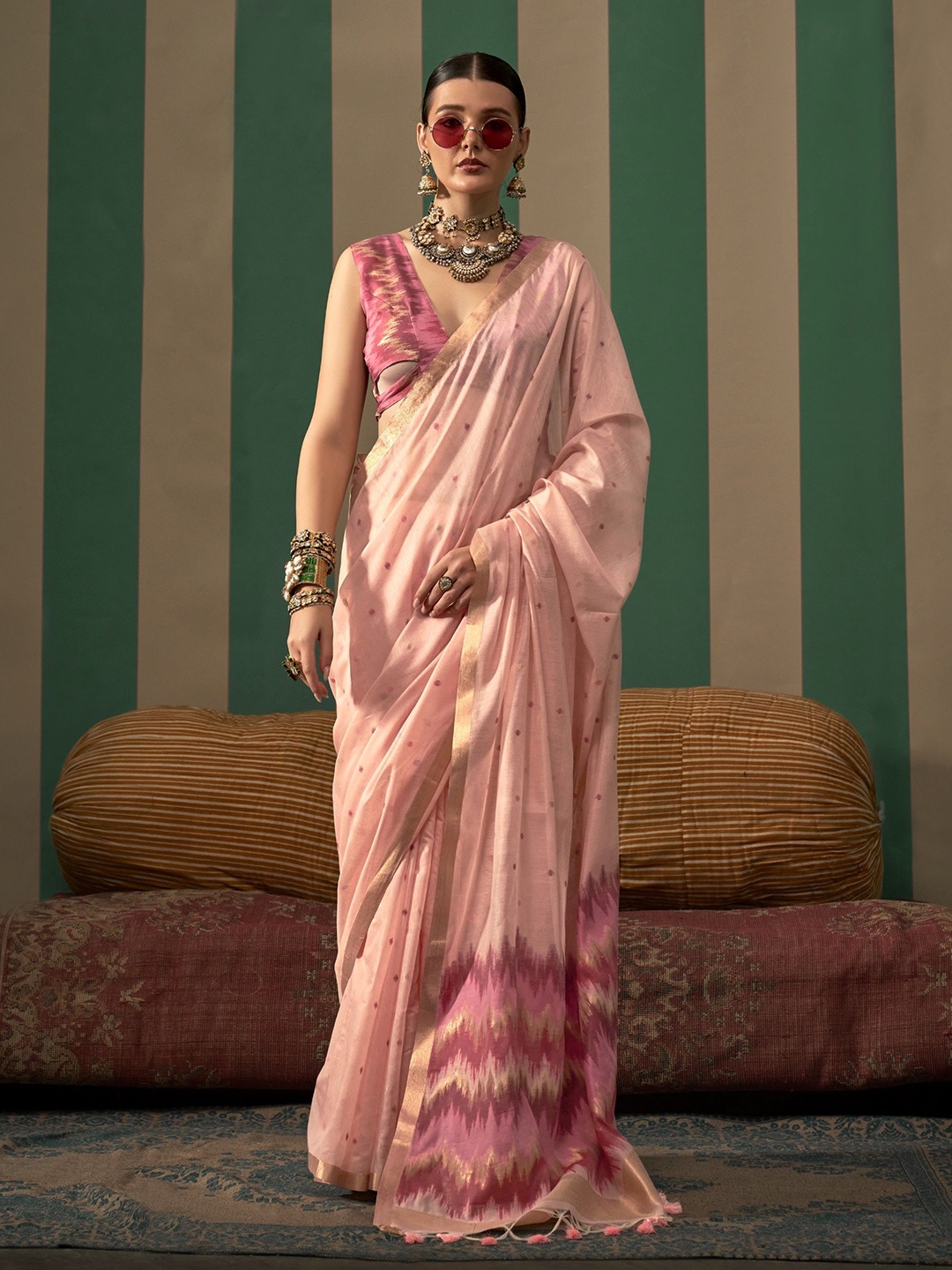 

MAHALASA Ethnic Motifs Zari Silk Cotton Saree With Blouse Piece, Pink