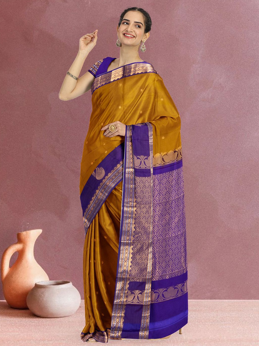 

RPNSASA10073875 Avishya Woven Design Zari Silk Blend Kanjeevaram Saree, Brown