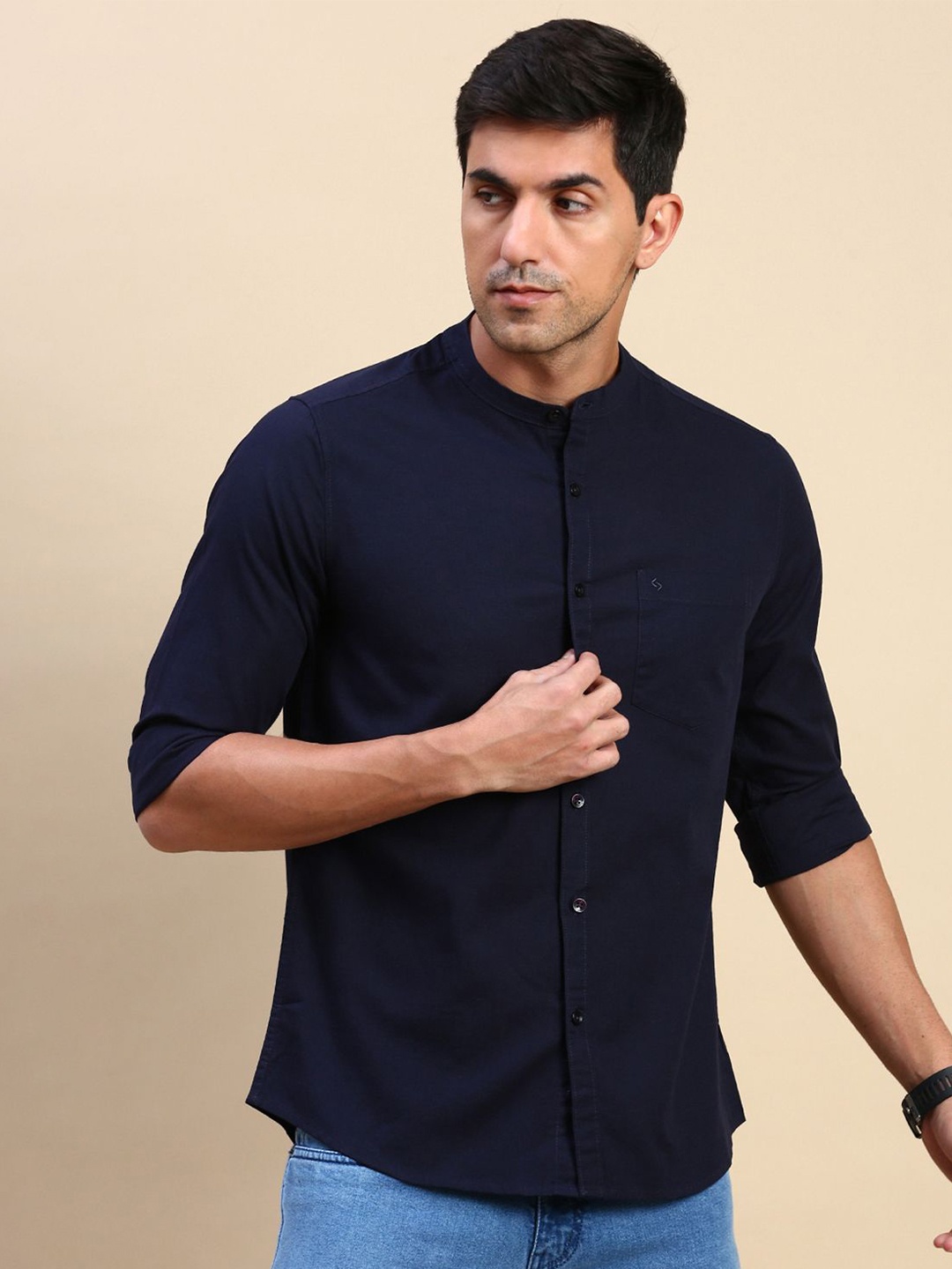 

Classic Polo Men India Slim Fit Band Collar Solid Cotton Casual Shirt, Navy blue