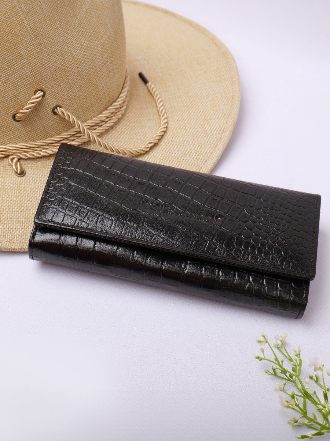 

HAYES LONDON Textured Pure Leather Clutch, Black