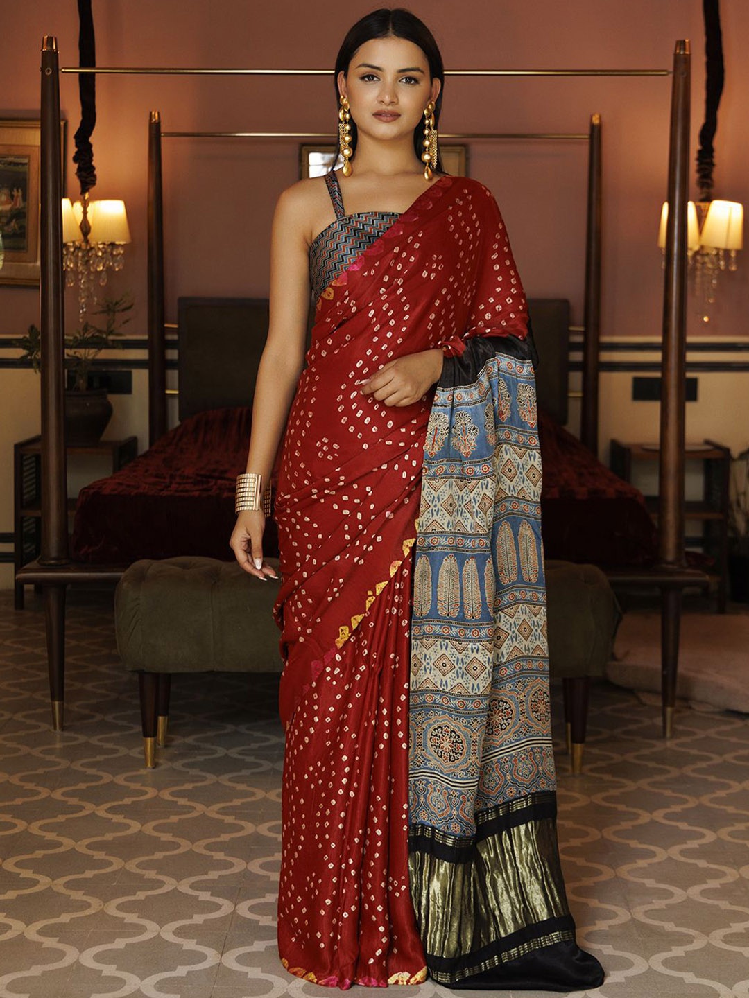 

Geroo Luxe Bandhani Pure Silk Bandhani Saree, Red