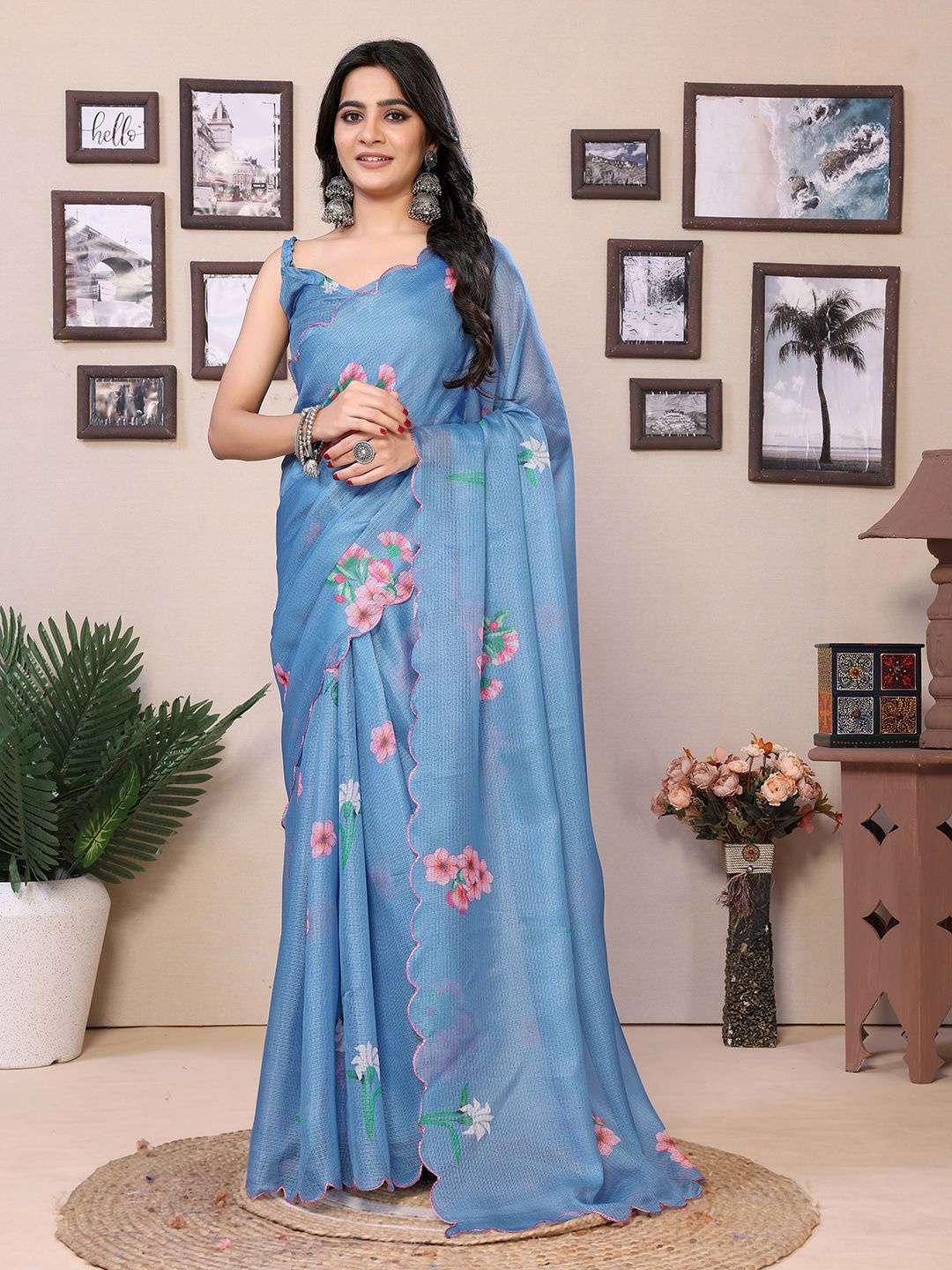 

DIVASTRI Floral Printed Ready to Wear Saree, Blue