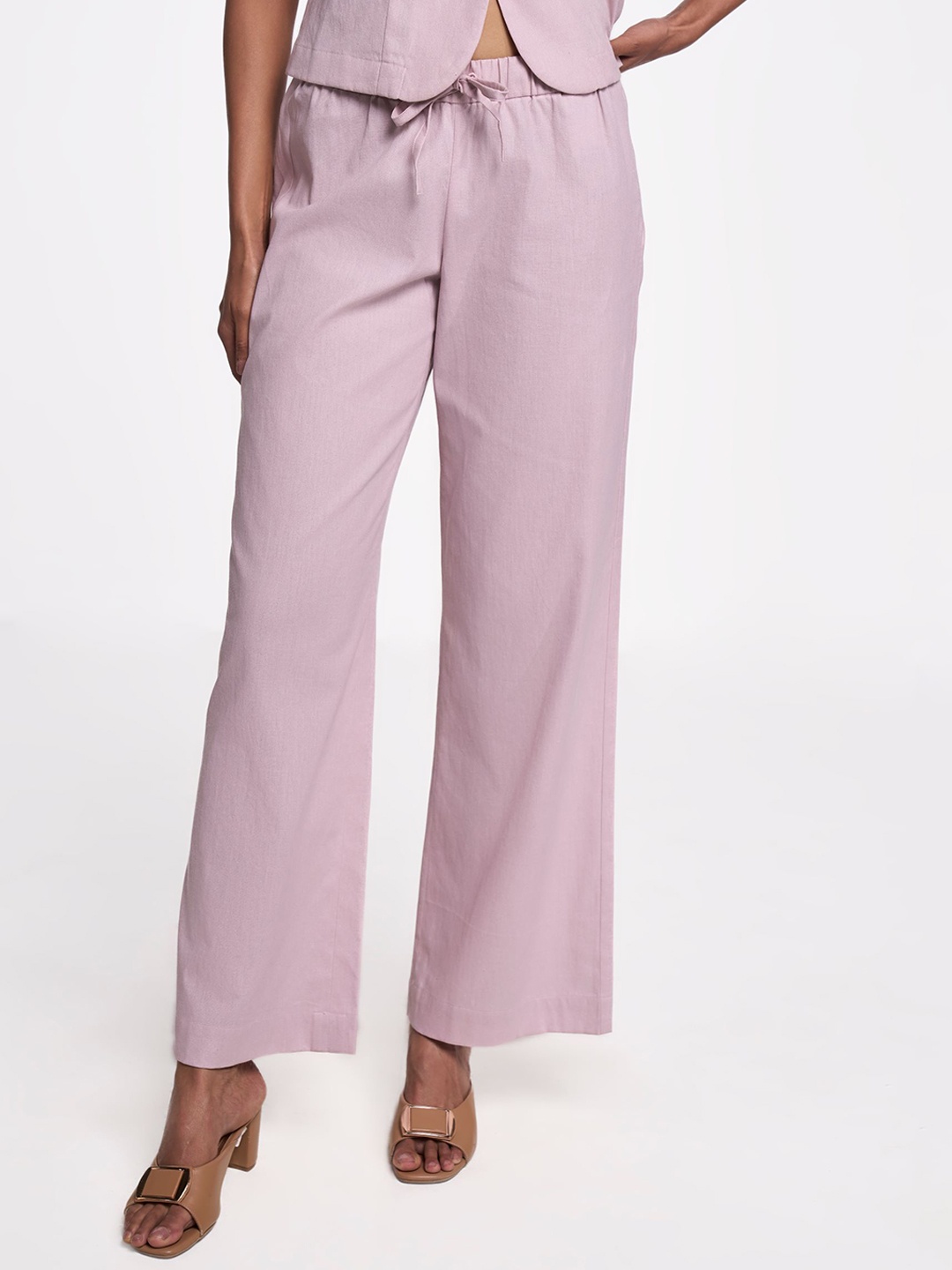 

Terra Luna Women Smart Tapered Fit Trousers, Purple