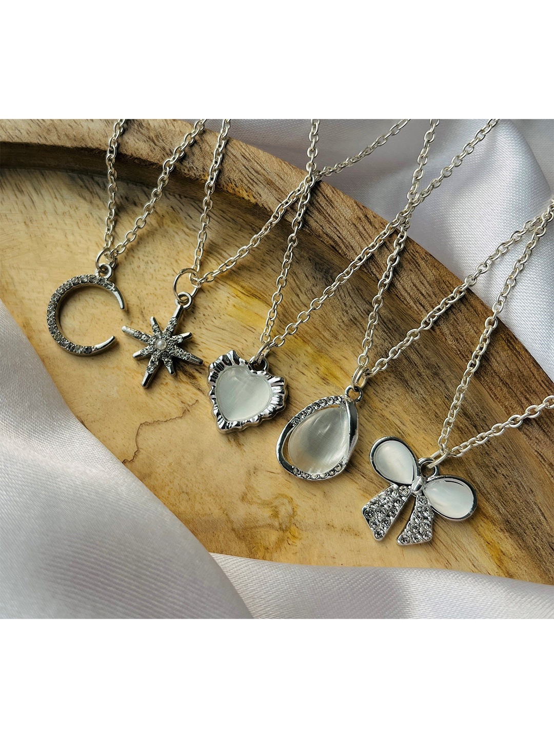 

Jewelsbysirani Set Of 5 Silver-Plated Pendants With Chains