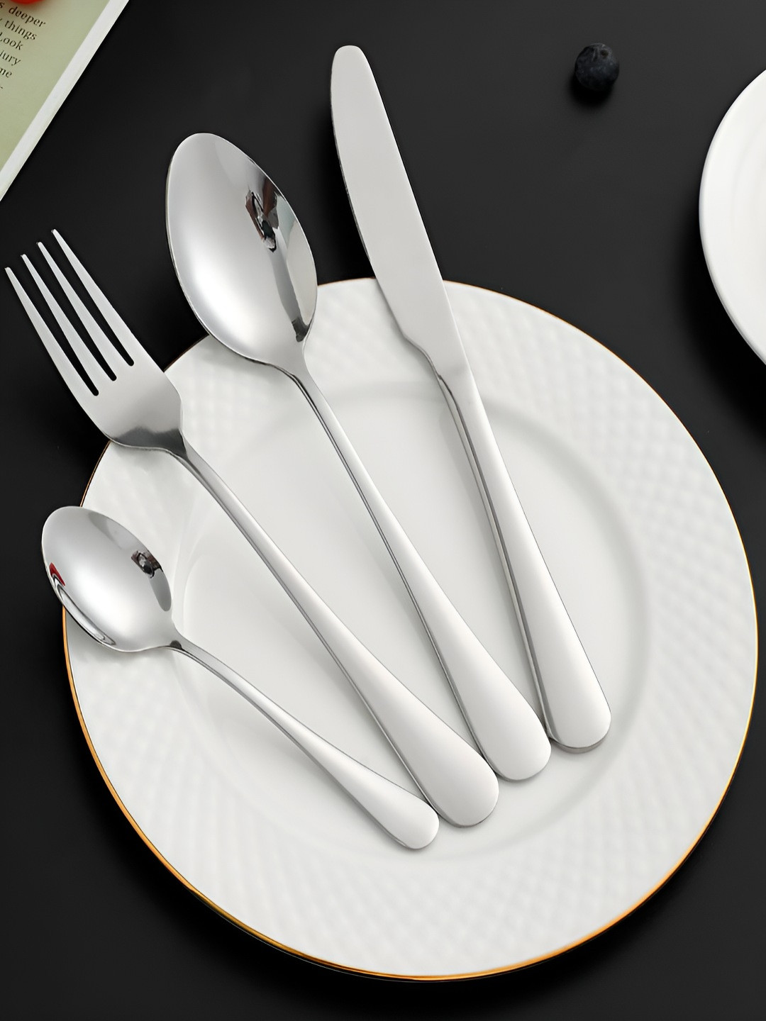 

HOKIPO Silver-Toned 24 Pieces Stainless Steel Cutlery Set With Luxury Gift box