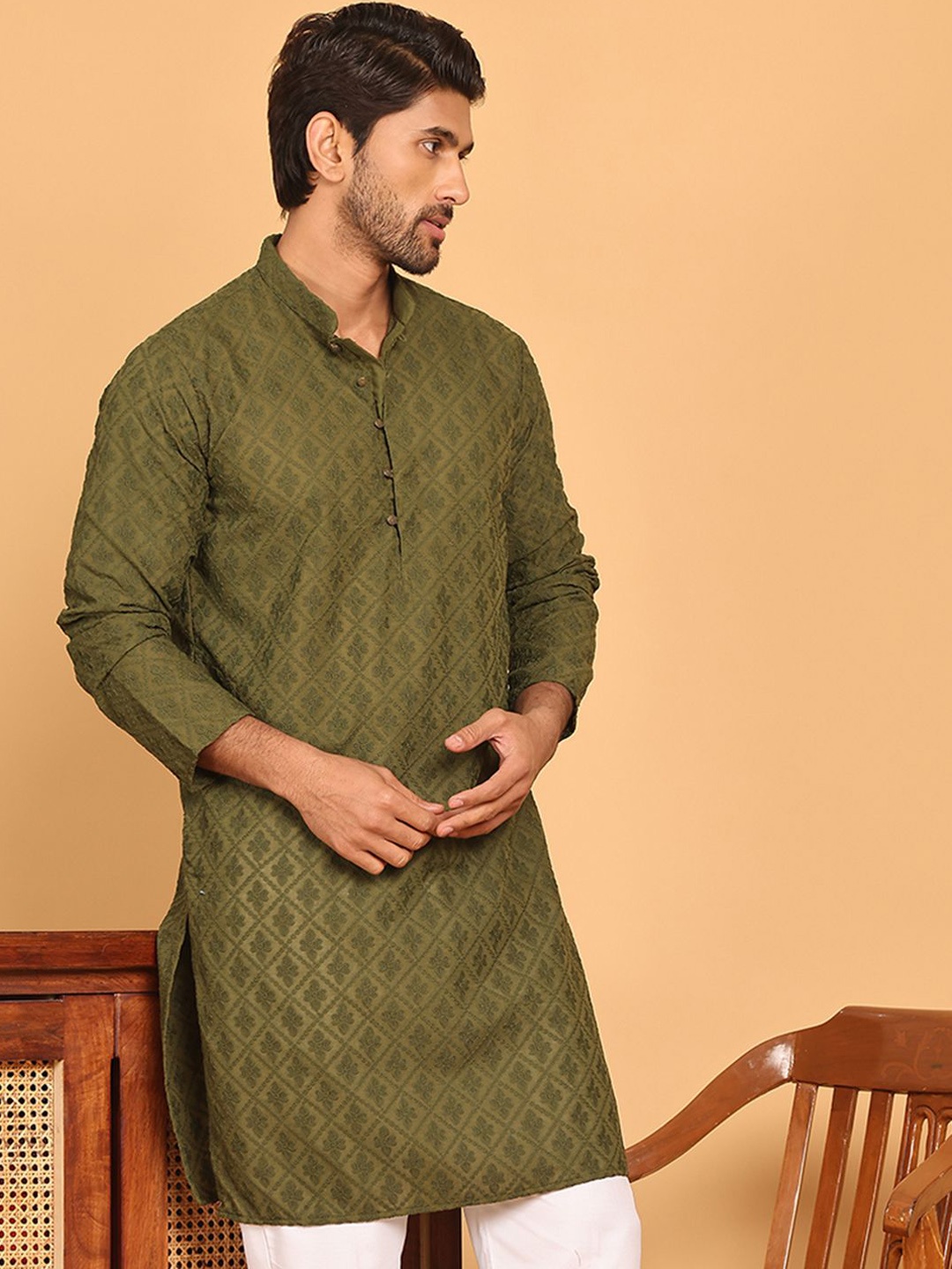 

Jompers Ethnic Motifs Embroidered Mandarin Collar Pure Cotton Straight Kurta, Olive