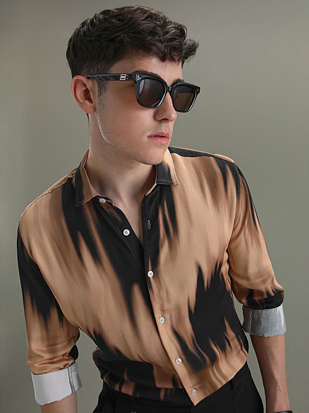 

Banana Club Men Classic Abstract Dark Peach Printed Shirt