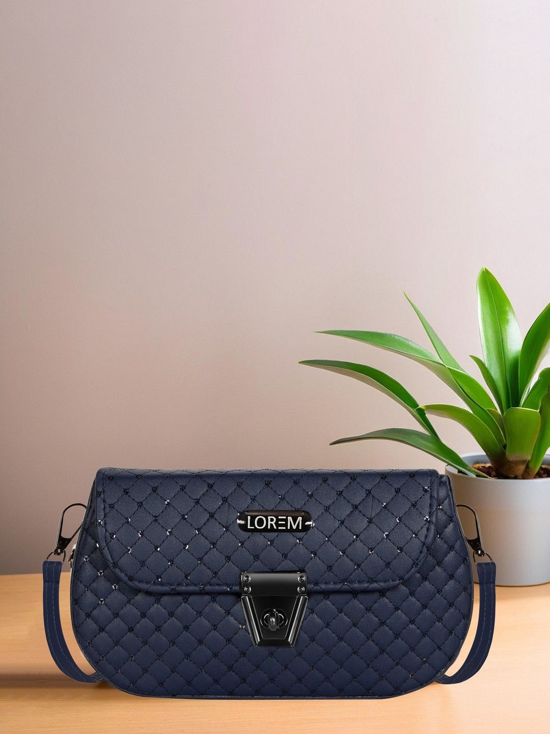 

LOREM Shoulder Bag with Quilted, Blue